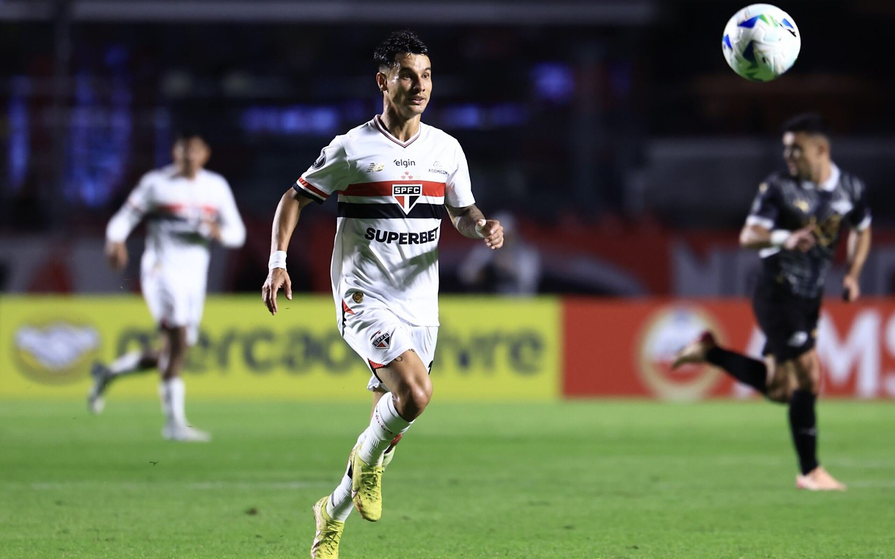Ferreirinha em São Paulo x Libertad (Foto: Marcello Zambrana/AGIF)