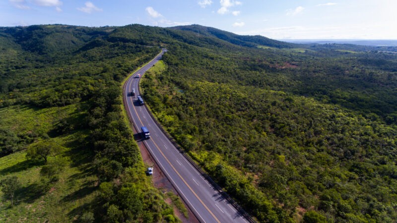 Trecho da BR-135 terá sistema pare e siga nesta sexta-feira (11) em Engenheiro Navarro