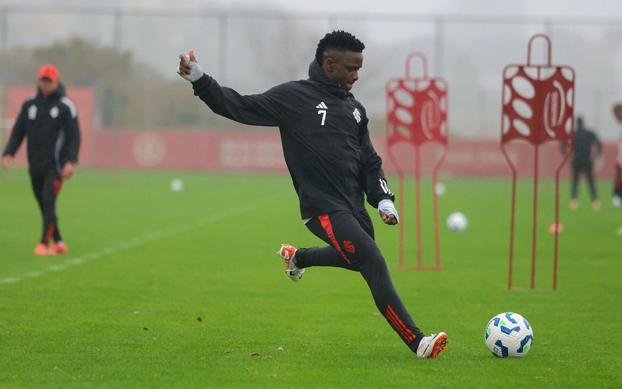 Carbonero deve começar contra o Tricolor Carioca (Foto: Ricardo Duarte/SC Internacional)
