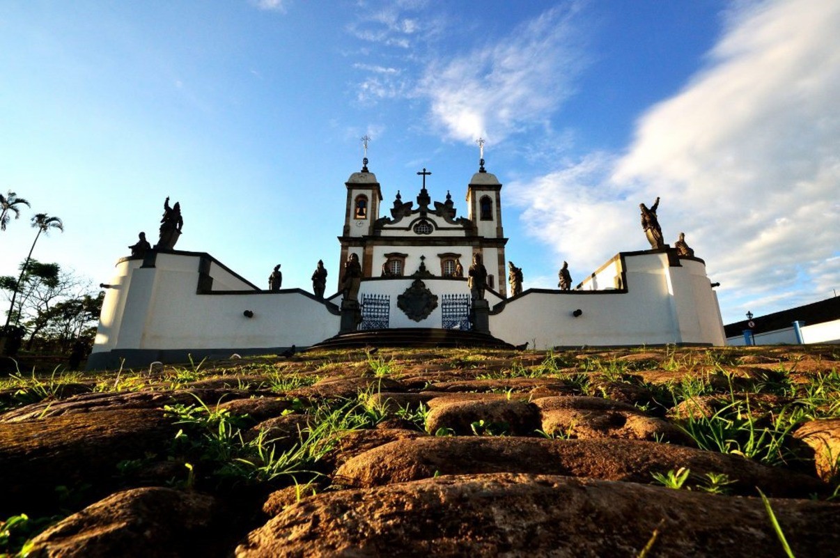 Santuário de Bom Jesus do Matosinhos era única que permanecia diariamente aberta à visitação