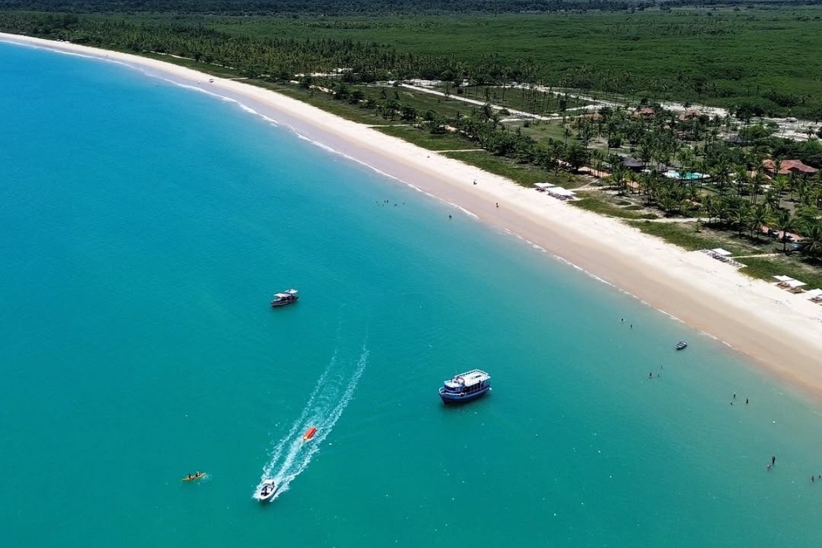 Vista aérea da praia de Corumbau