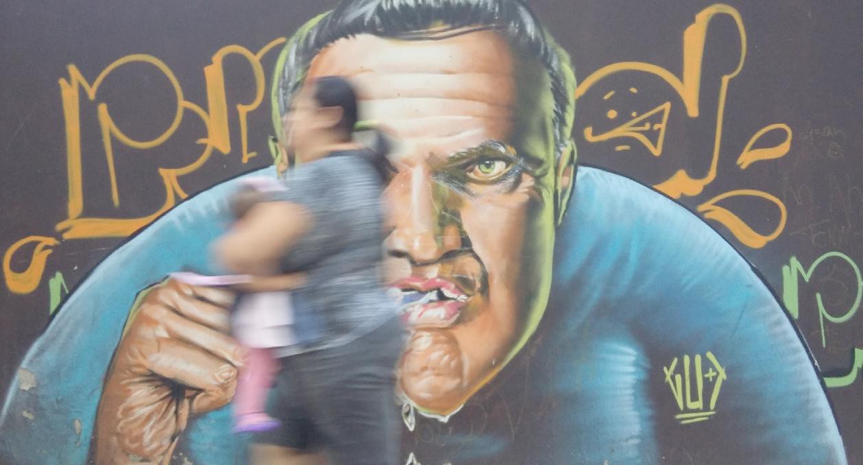 Mural do artista Gud, no Centro de Belo Horizonte