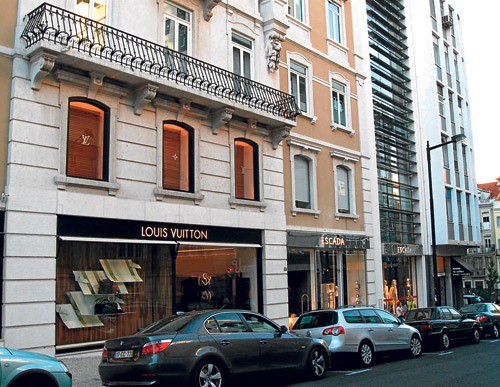 Louis Vuitton é uma das gigantes de luxo europeu 
