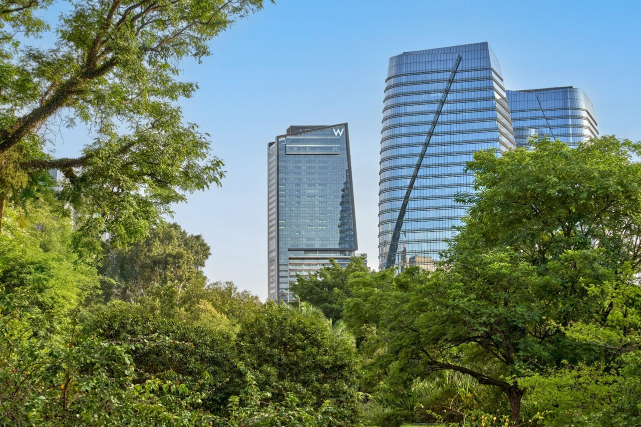 O W São Paulo, um edifício de estilo arrojado e moderno, em Vila Olímpia