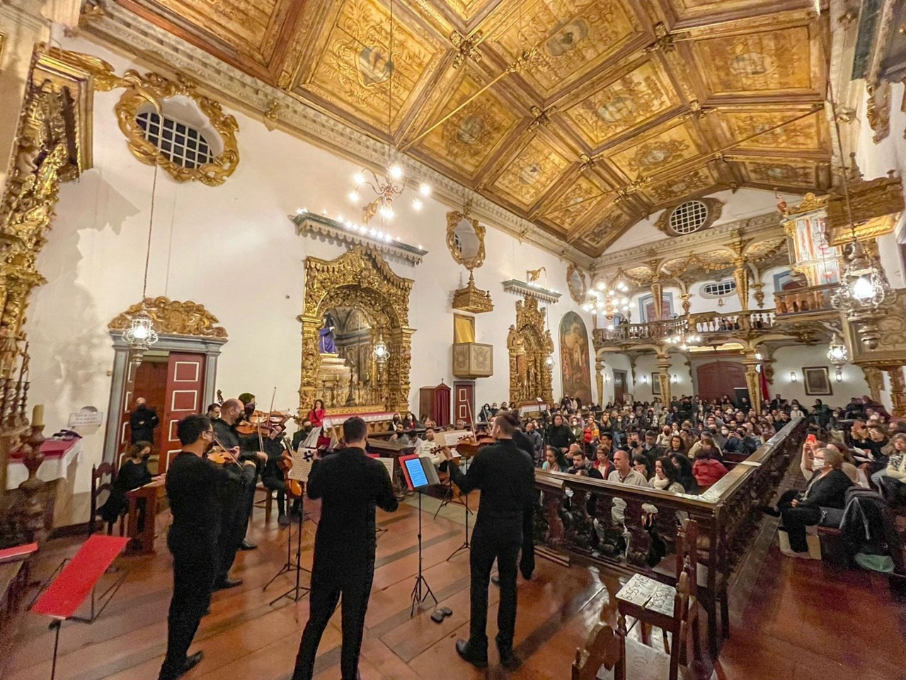 Orquestra do 43º Festival de Música de Prados, sob a regência do maestro André Bachur