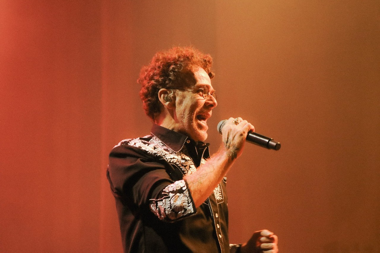 O cantor e compositor Nando Reis se apresenta no dia 2 de maio em Santana do Riacho