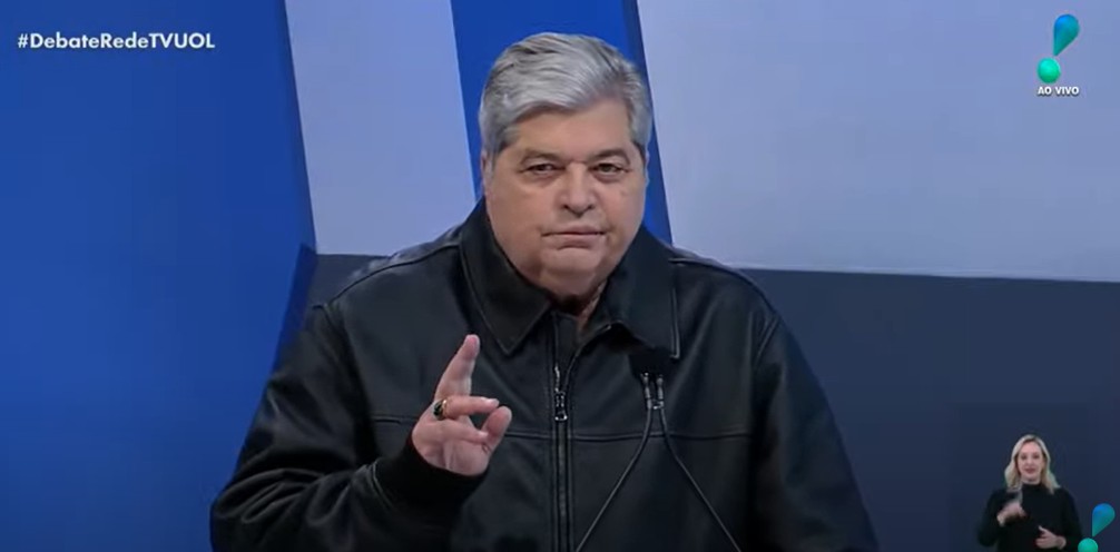 Datena durante debate da Rede TV/UOL