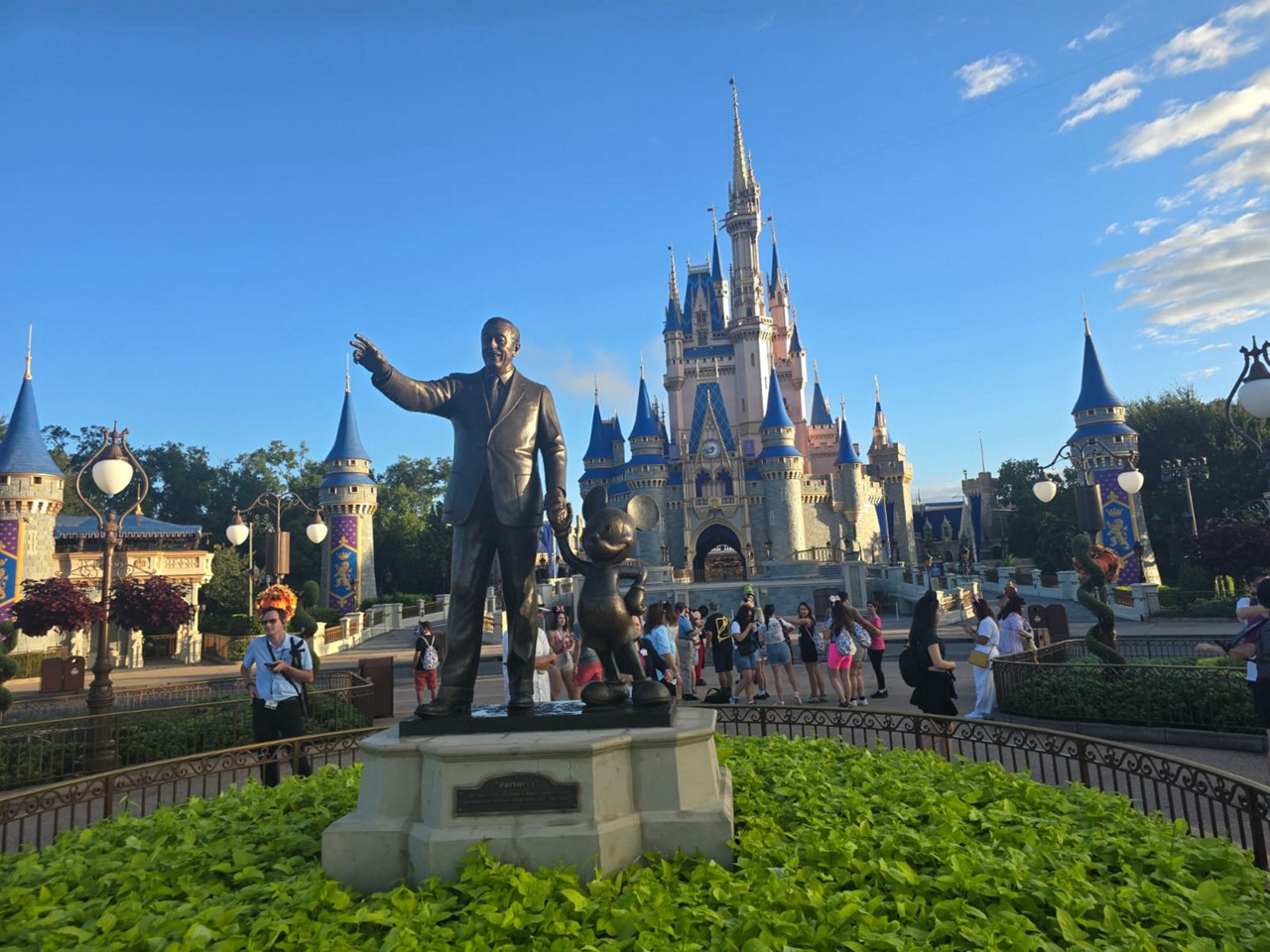 Orlando é famosa devido aos parques temáticos da Disney e Universal