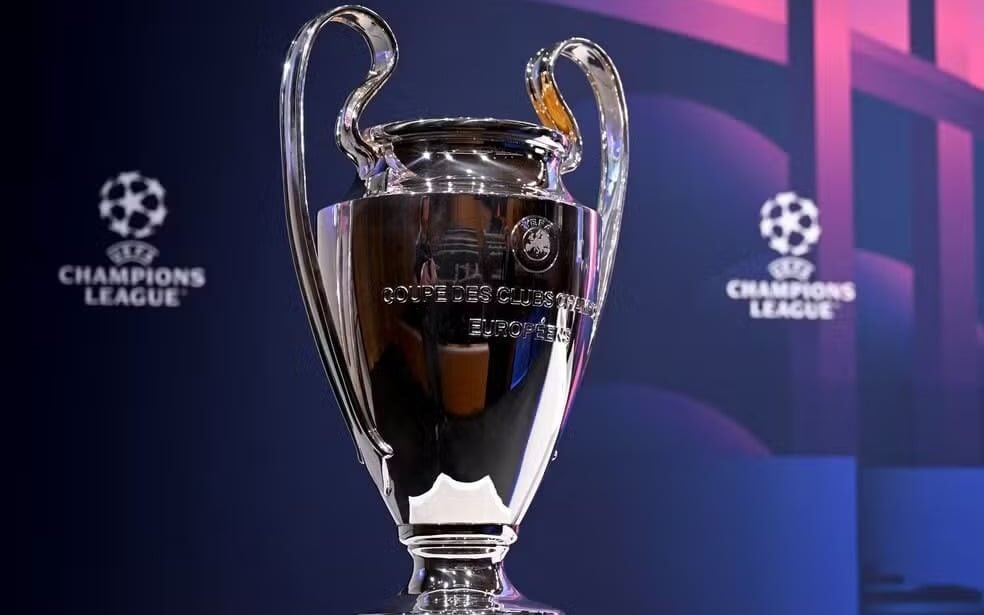 Troféu da Champions League (Foto: Fabrice Coffrini/AFP via Getty Images)