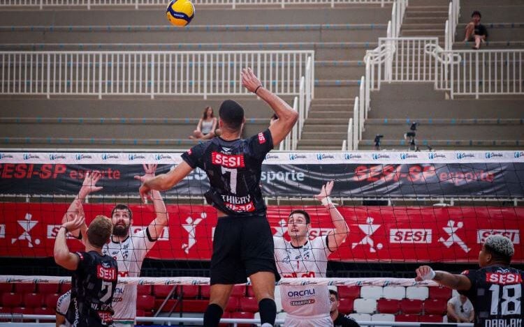 Sesi-Bauru em quadra na Superliga Masculina (Foto: Reprodução)