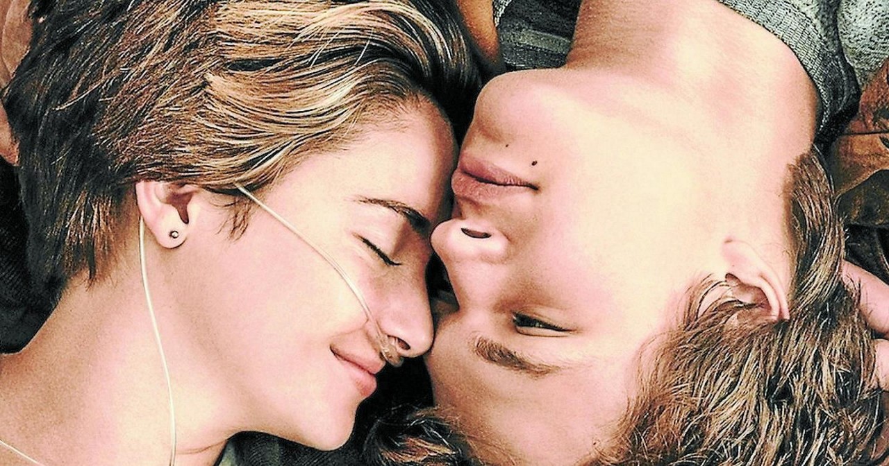 
Lançamento.

 
Os atores Shailene Woodley ( esquerda) e Ansel Elgort são os protagonista da dramática história contada no filme “A Culpa é das Estrelas”