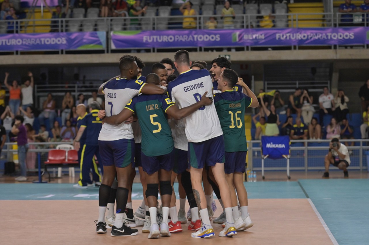 Brasil entra em quadra neste domingo (29) para disputar o título da Copa América de vôlei