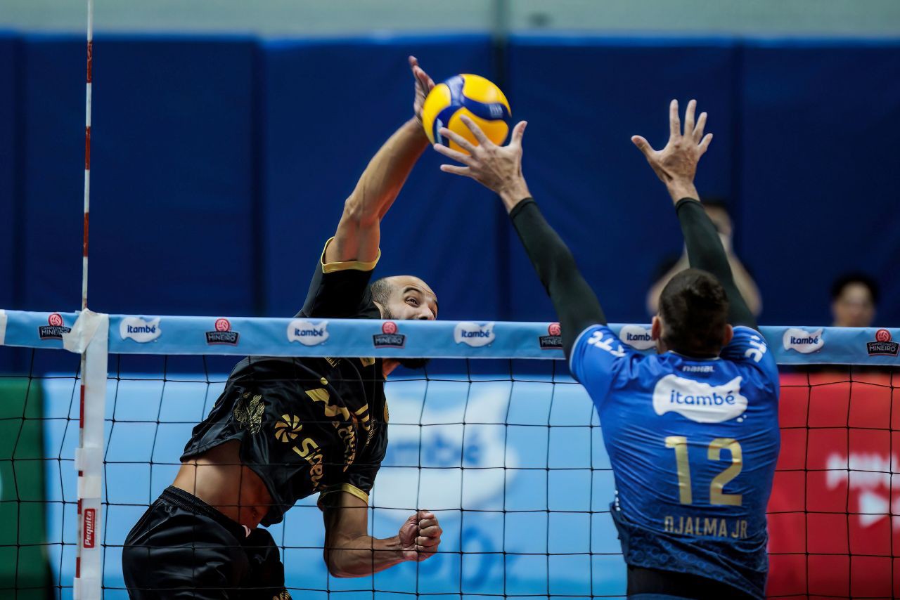 Itambém Minas e Montes Claros Vôlei abriram Campeonato Mineiro de Vôlei