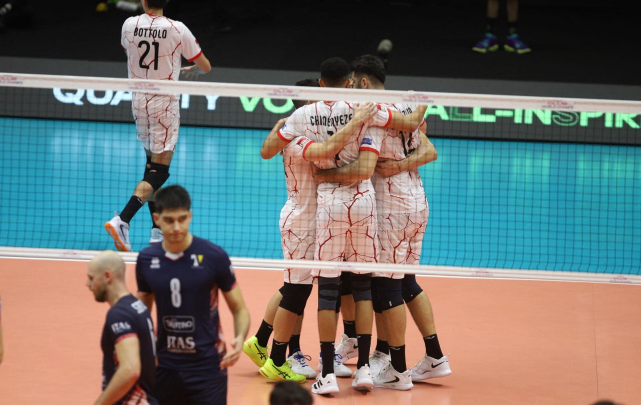 Lube Civitanova e Foolad Sirjan brigam pelo terceiro lugar no Mundial de Clubes do Vôlei