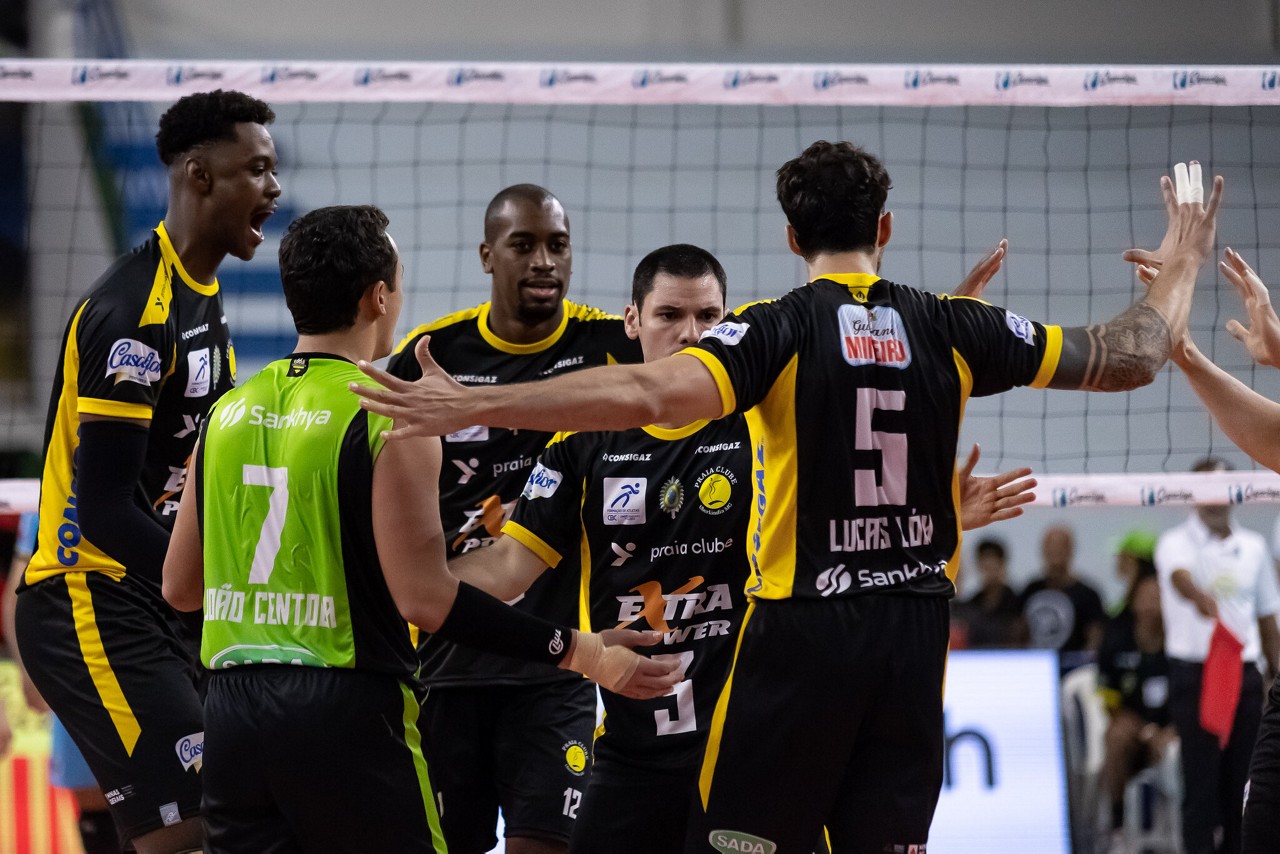 Praia Clube mantém uma sequência de sete rodadas consecutivas pontuando na Superliga Masculina