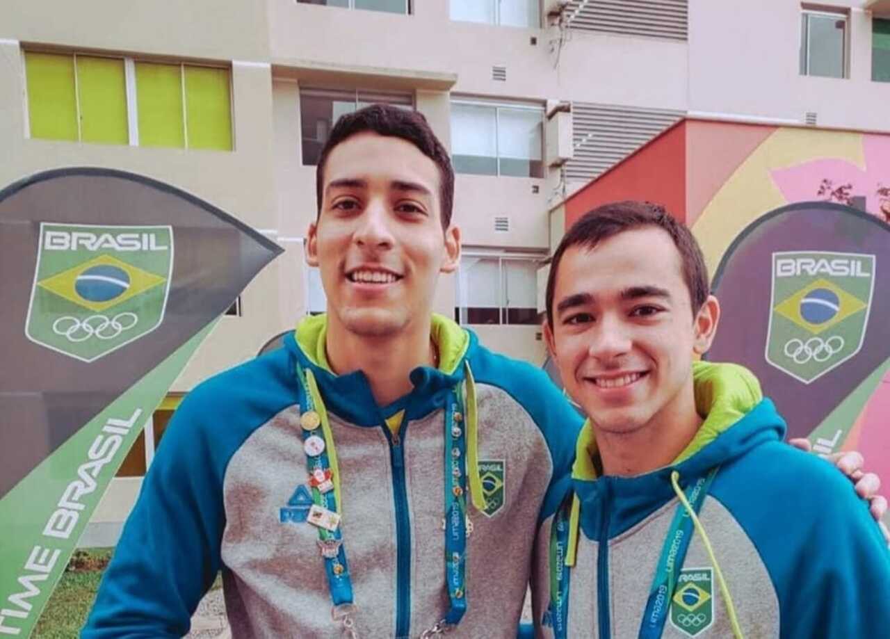 Atletas jogaram juntos quando eram crianças