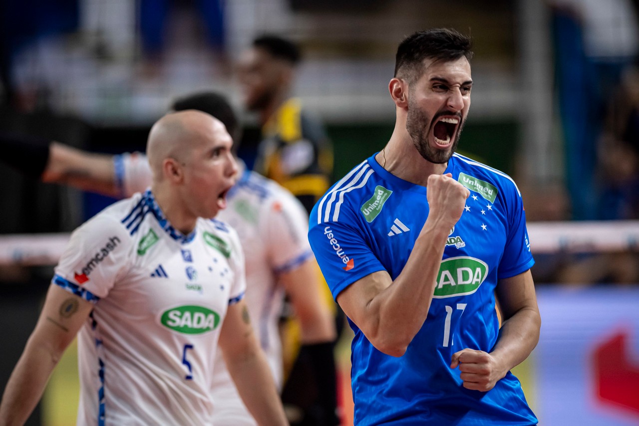 No vôlei, levantador e líbero têm exigências físicas diferentes