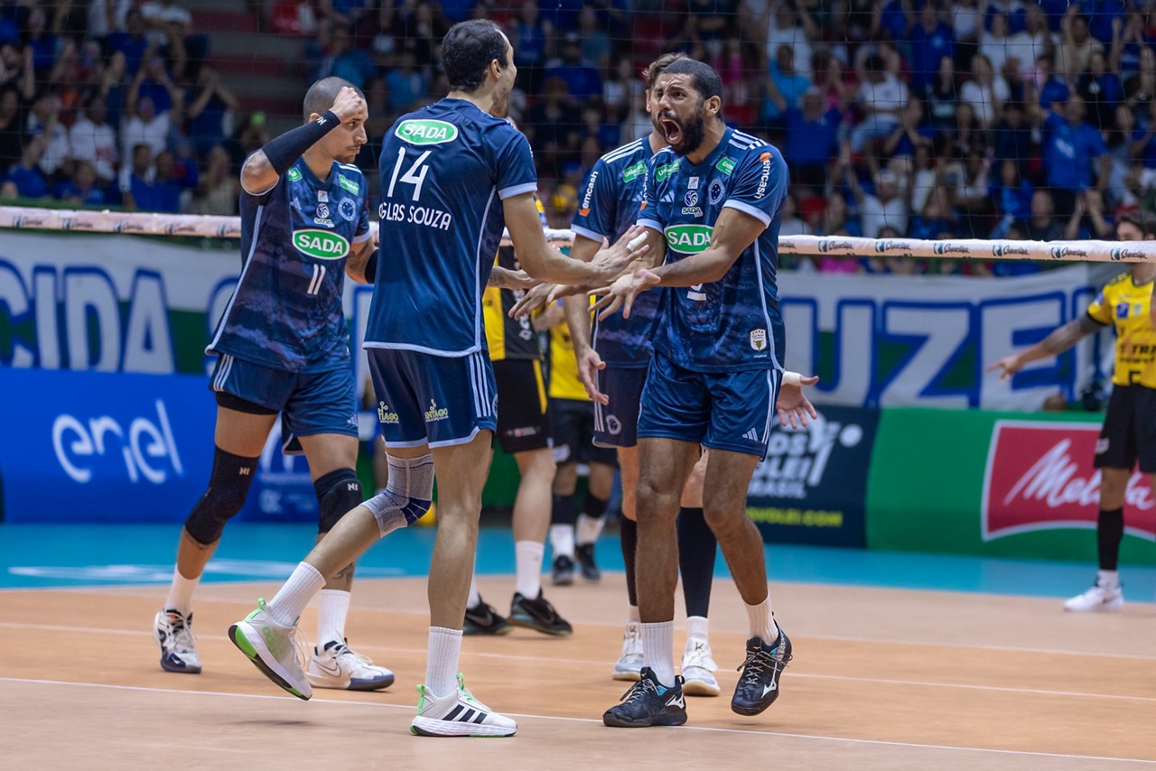 Sada Cruzeiro x Praia Clube pelo returno da Superliga masculina de vôlei