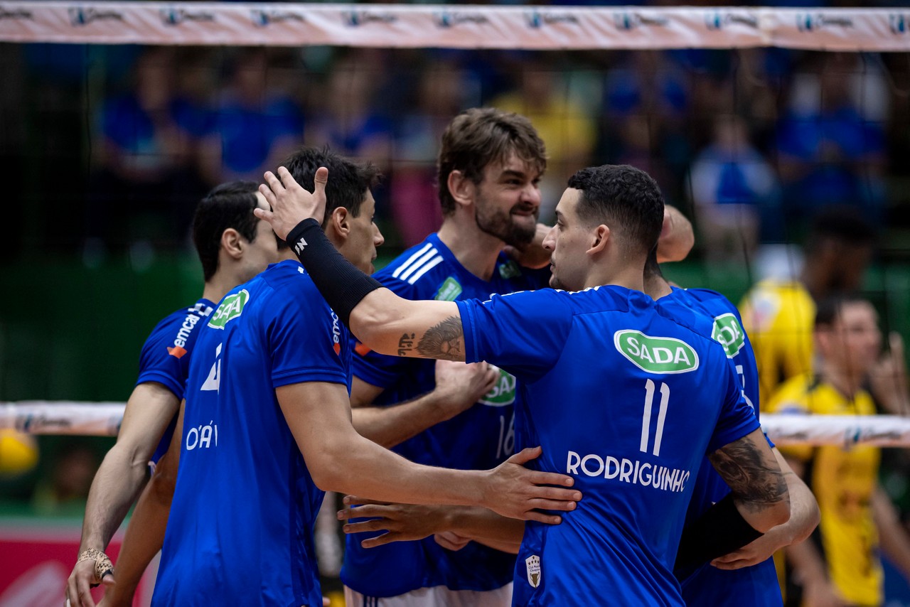 Sada Cruzeiro larga na frena na semi da Superliga masculina