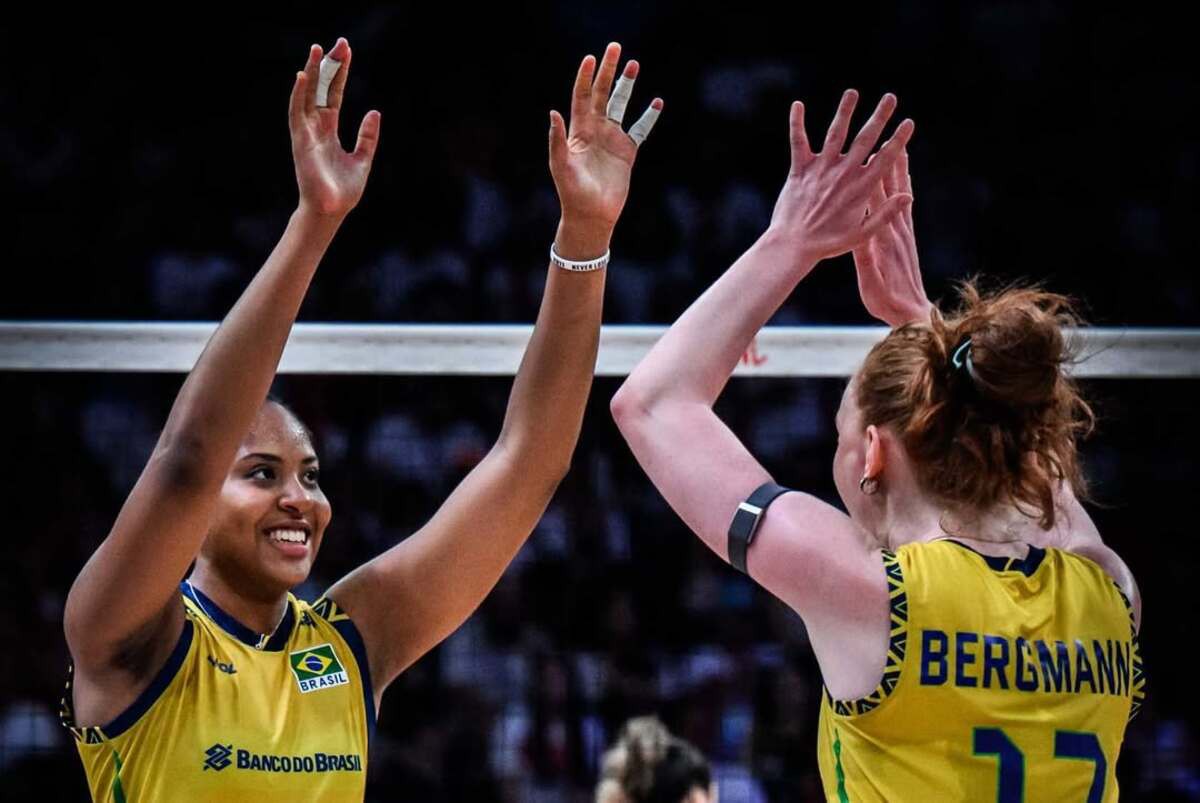 Ana Cristina foi o principal destaque da partida, com mais de 26 pontos, incluindo o ace que encerrou o jogo