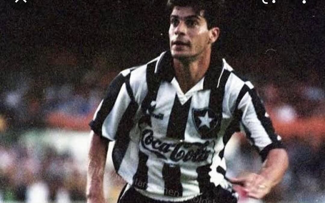 Túlio Maravilha chegou a 20 gols no Brasileirão com o gol que abriu caminho para a vitória alvinegra. (Reprodução/Instagram)