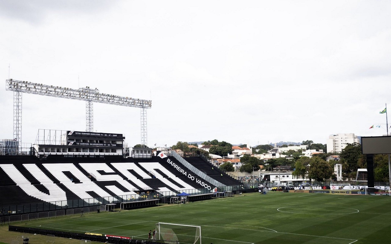 São Januário recebe o duelo entre Vasco e Corinthians neste domingo (Foto: Matheus Lima/Vasco)