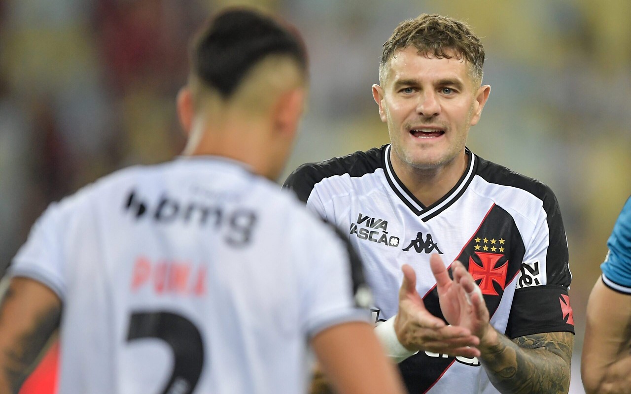 Em caso de empate, Vasco precisará disputar vaga para a segunda fase da Copa do Brasil nos pênaltis (Foto: Thiago Ribeiro/AGIF)