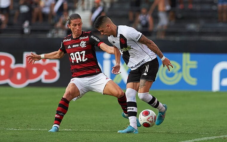 Vasco e Flamengo voltam a se enfrentar no Estádio Nilton Santos (Armando Paiva / LANCEPRESS!)