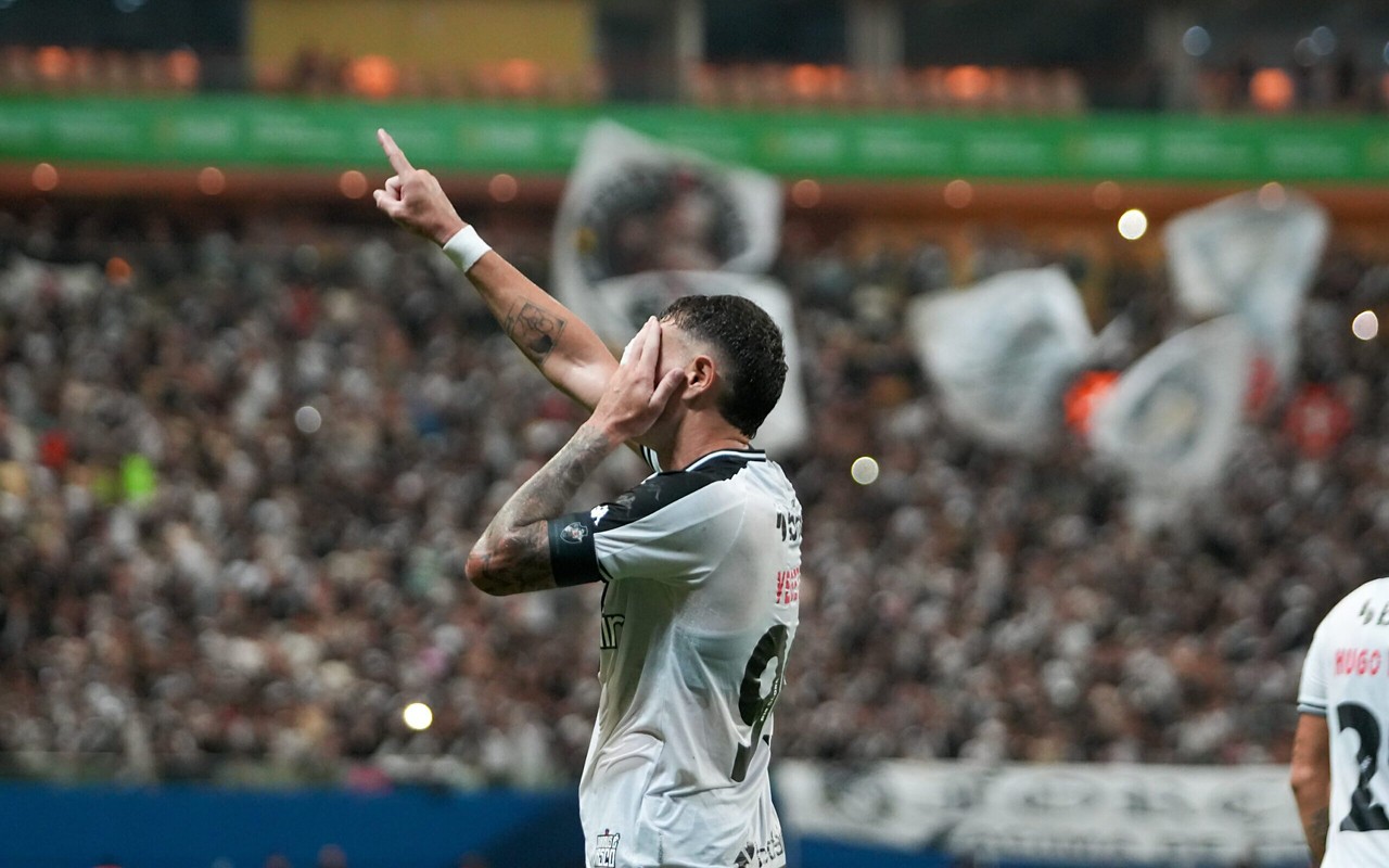 Vegetti marcou o primeiro gol pelo Vasco em 2025 (Foto: Aguilar Abecassis/AGIF)