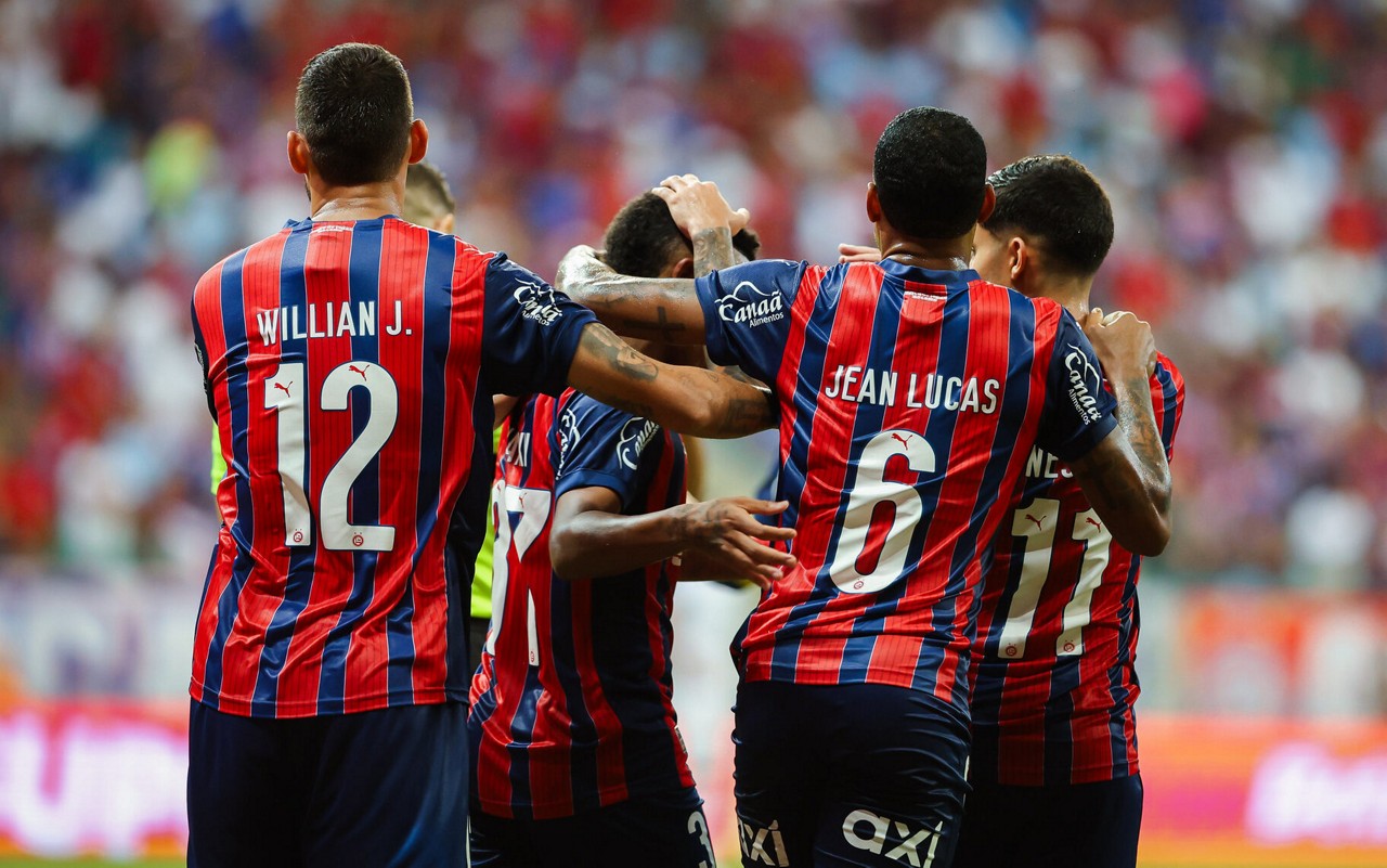 Jogadores do Bahia comemoram gol contra o Paysandu (Foto: Letícia Martins / EC Bahia)