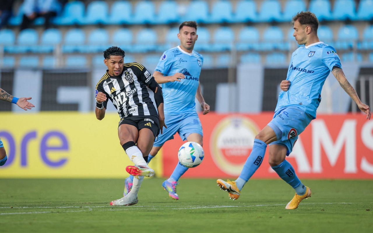 Rony em ação no jogo do Atlético contra o Iquique pela Sul-Americana (Foto: Divulgação / Atlético)