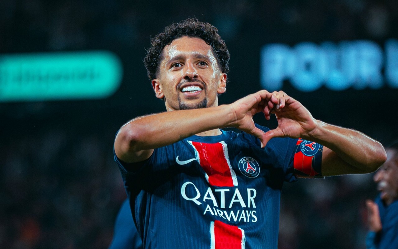 Marquinhos celebra gol do PSG contra o Auxerre (Foto: Reprodução / X)