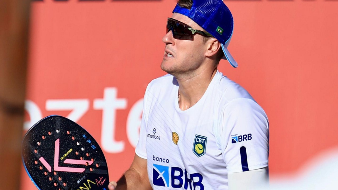 André Baran, astro do beach tennis brasileiro
