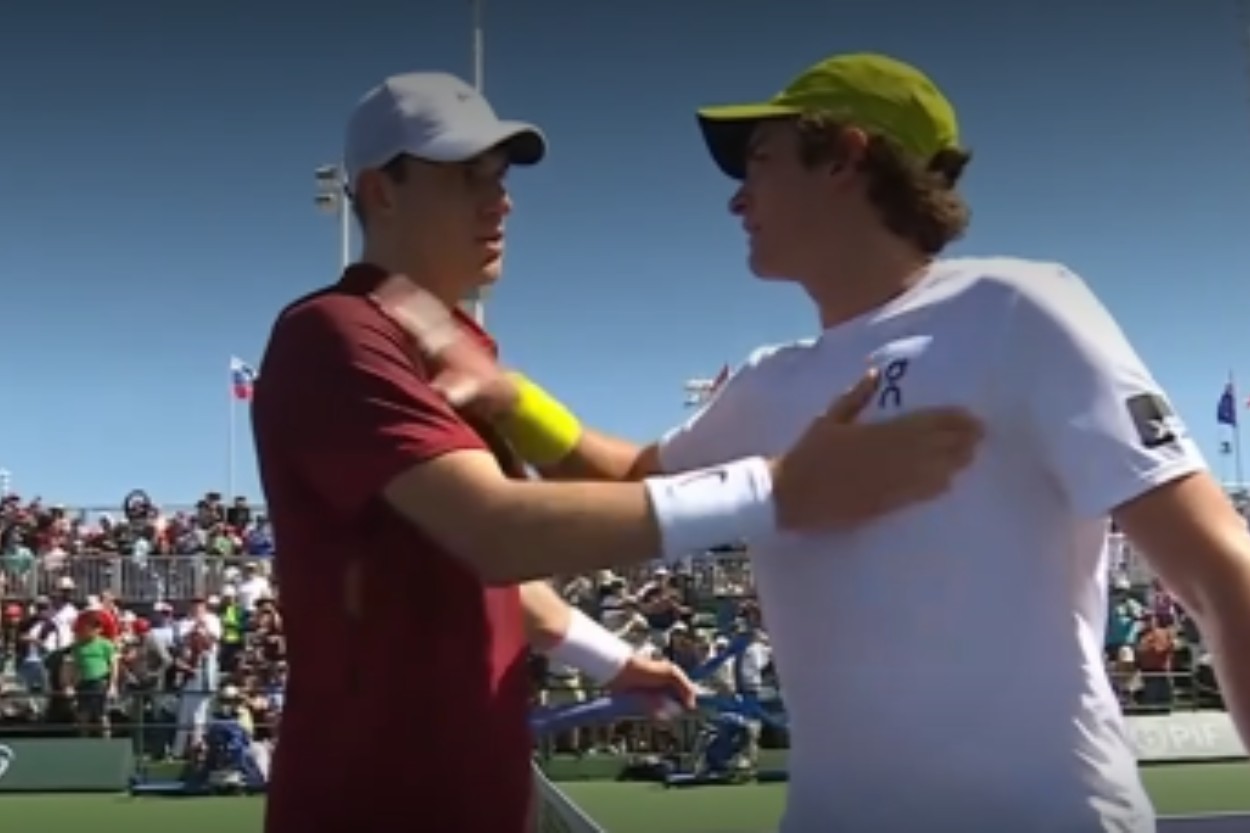 Jack Draper e João Fonseca durante o jogo em Indian Wells
