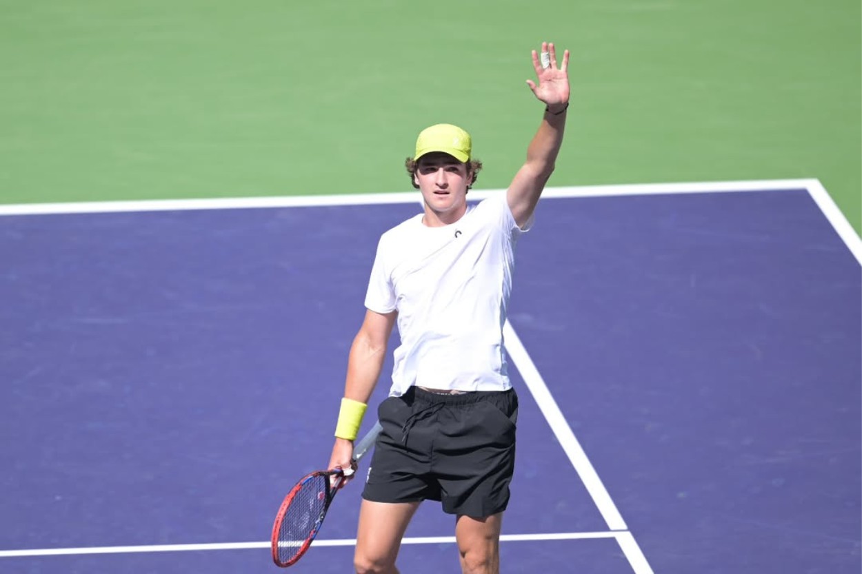 O carioca de 18 anos pode recuperar posições no ranking ATP e levar U$ 250 mil em caso de título.