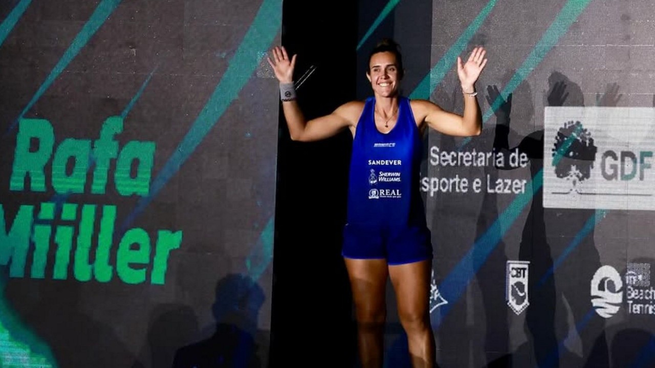 Rafa Miiller, brasileira que lidera o raning do beach tennis