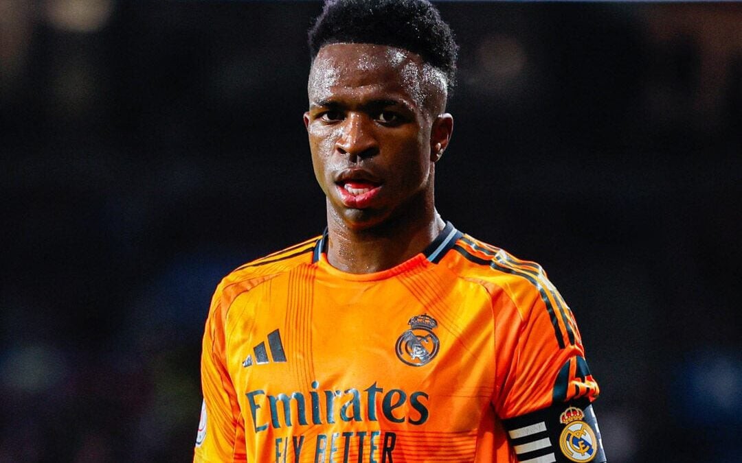 Vini Jr como capitão na última partida do Real Madrid (Foto: Reprodução/Real Madrid)