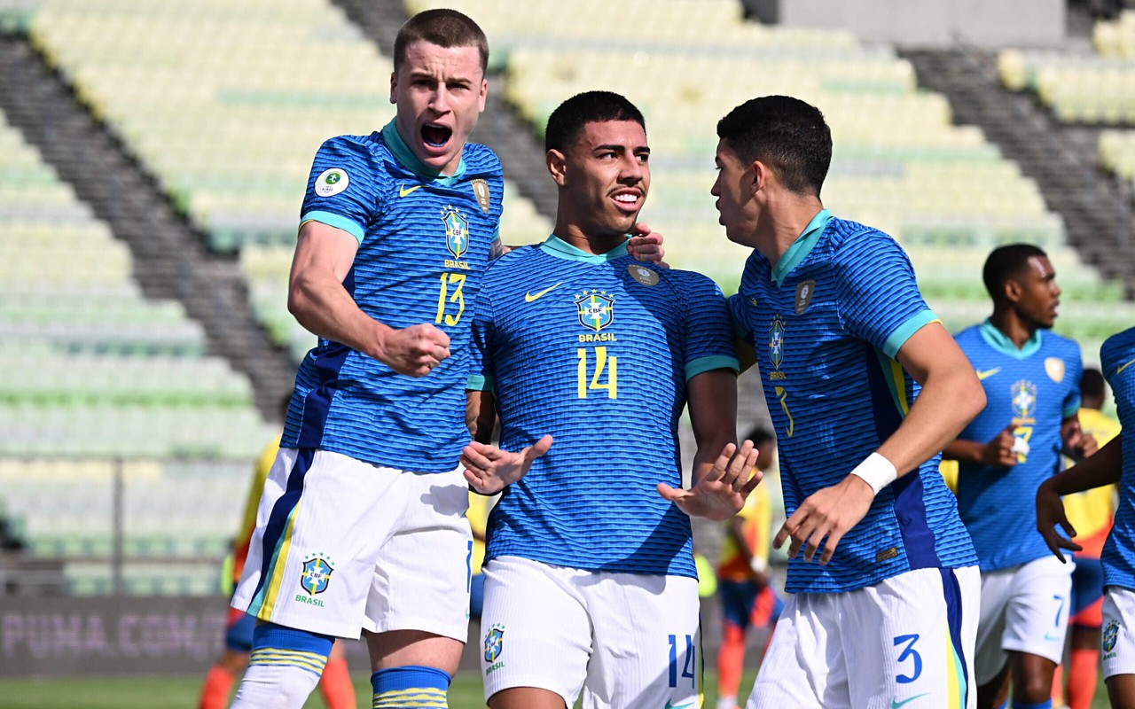 Brasil encaminhou vaga no Mundial Sub-20 (Foto: Juan Barreto/AFP)