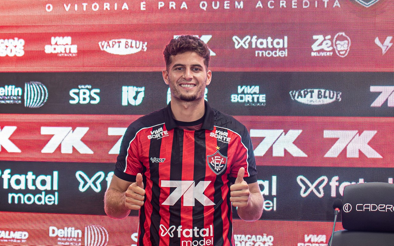 Apresentação de Rúben Rodrigues (Foto: Victor Ferreira / EC Vitória)