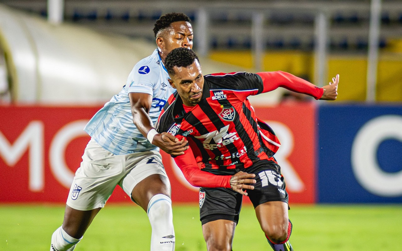 Vitória perde para a Universidad Católica na Sul-Americana e está eliminado (Foto: Victor Ferreira / EC Vitória)