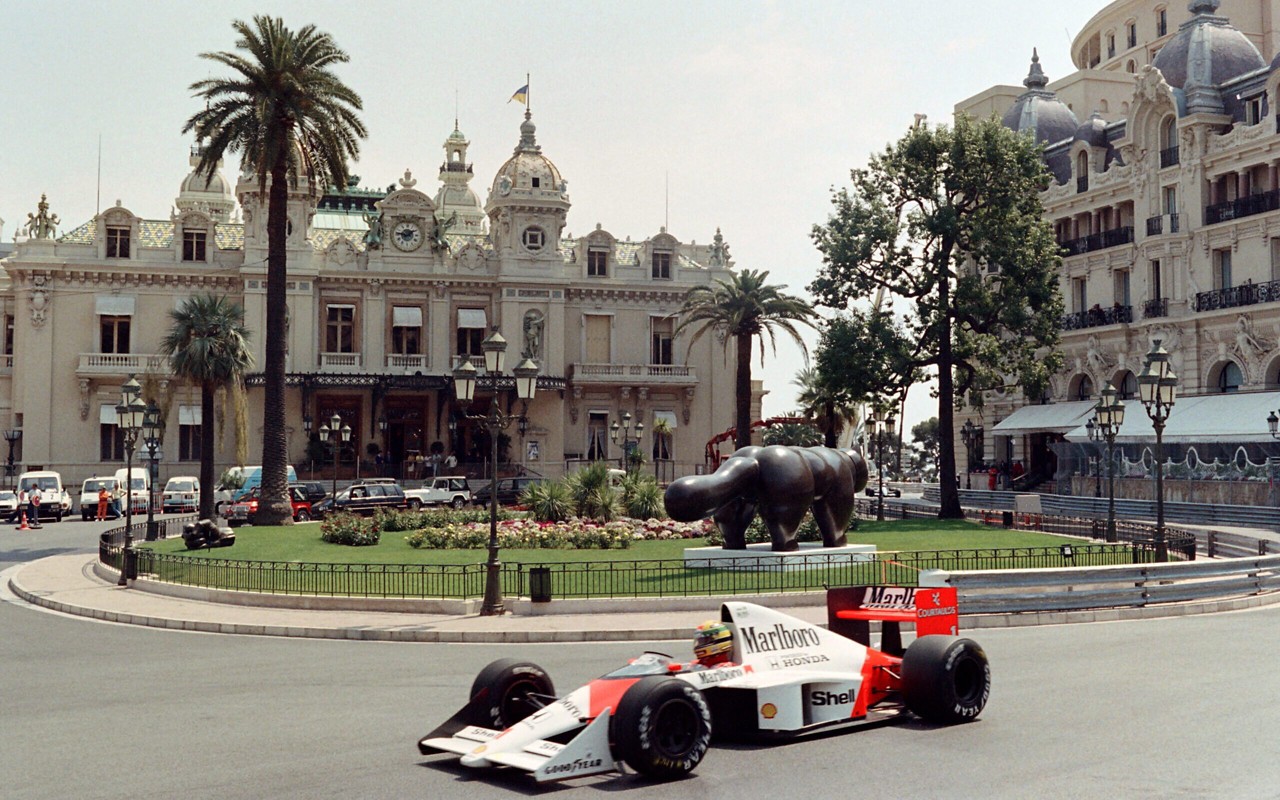 Ayrton Senna venceu o GP de Mônaco seis vezes entre 1987 e 1993, um recorde que permanece até hoje. (AFP)