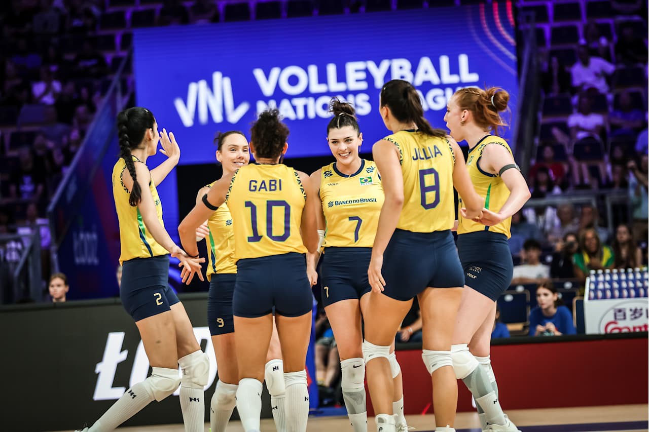 Brasil bate a Alemanha e encara o Japão na semi da VNL Feminina