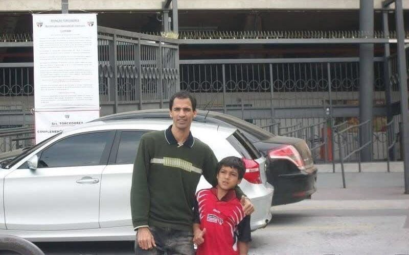 Marcos Leonardo tem fotos vazadas com a camisa do São Paulo (Foto: Reprodução)
