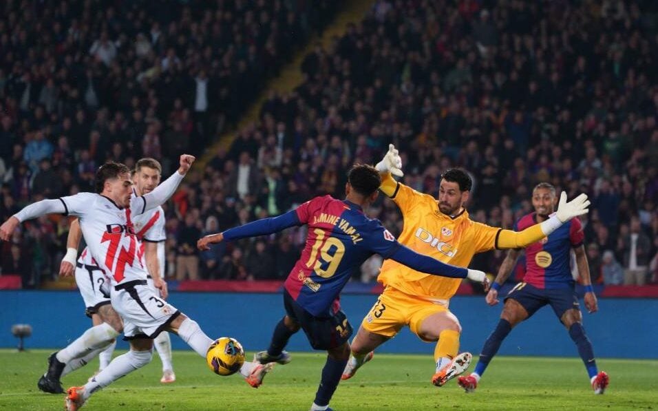 Barcelona e Rayo Vallecano se enfrentam por La Liga (Foto: Divulgação / La Liga)