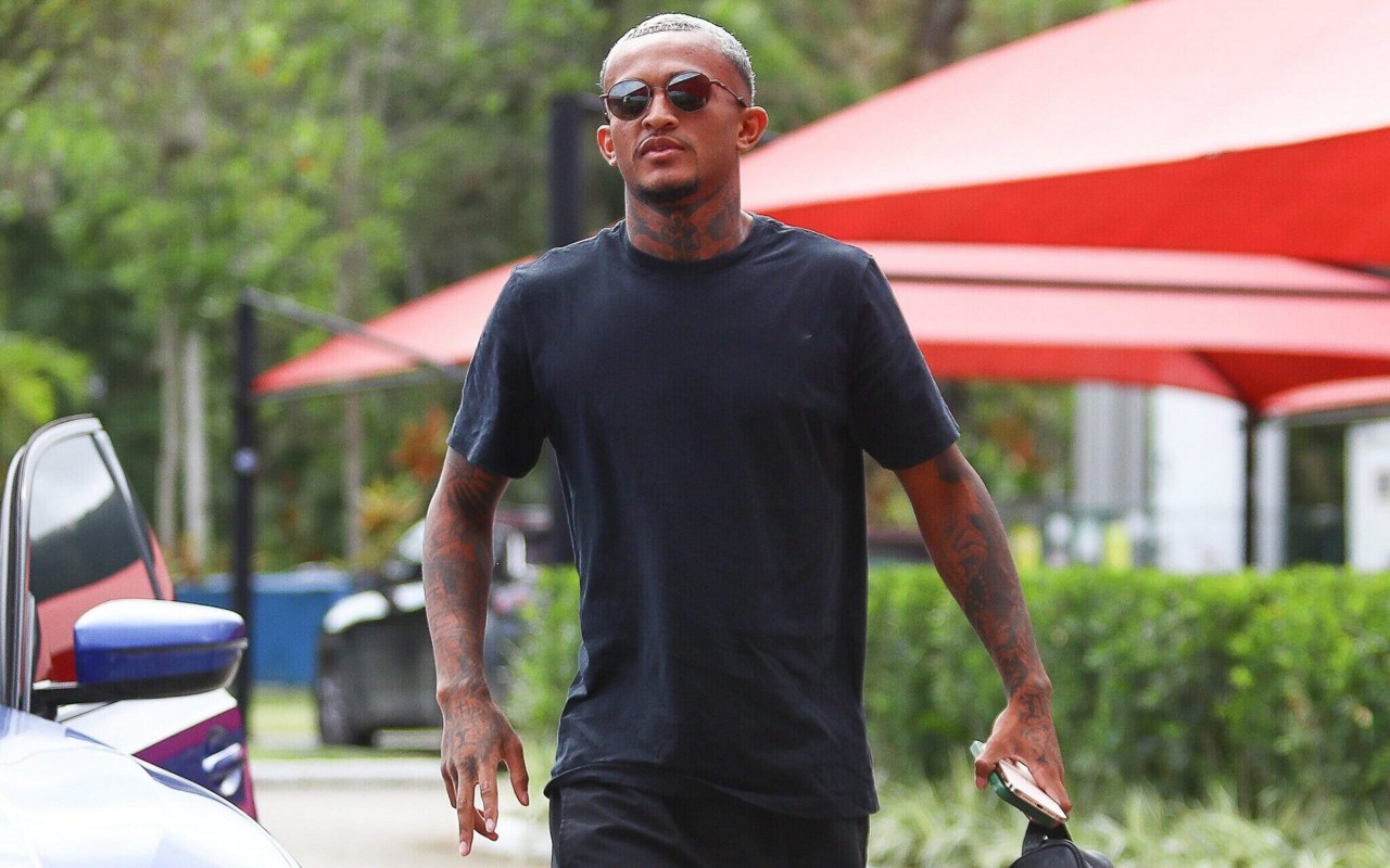 Wesley, lateral do Flamengo, no Ninho do Urubu (Foto: Divulgação/Flamengo)