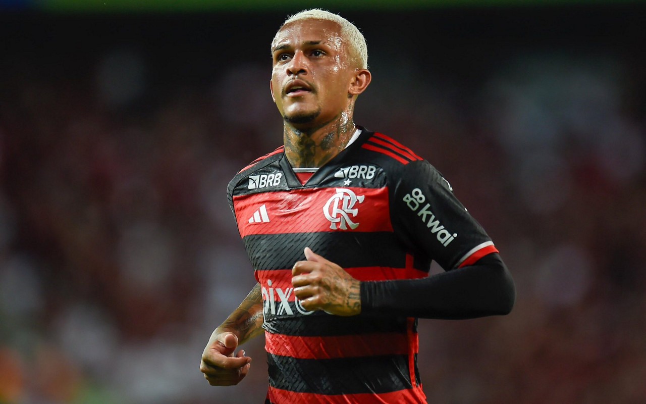 Wesley durante a partida contra o Cuiabá (Foto: Marcelo Cortes)