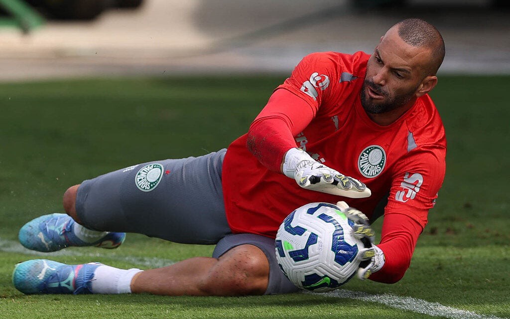 Weverton durante treinamento do Palmeiras (Foto: Cesar Greco/Palmeiras/by Canon)