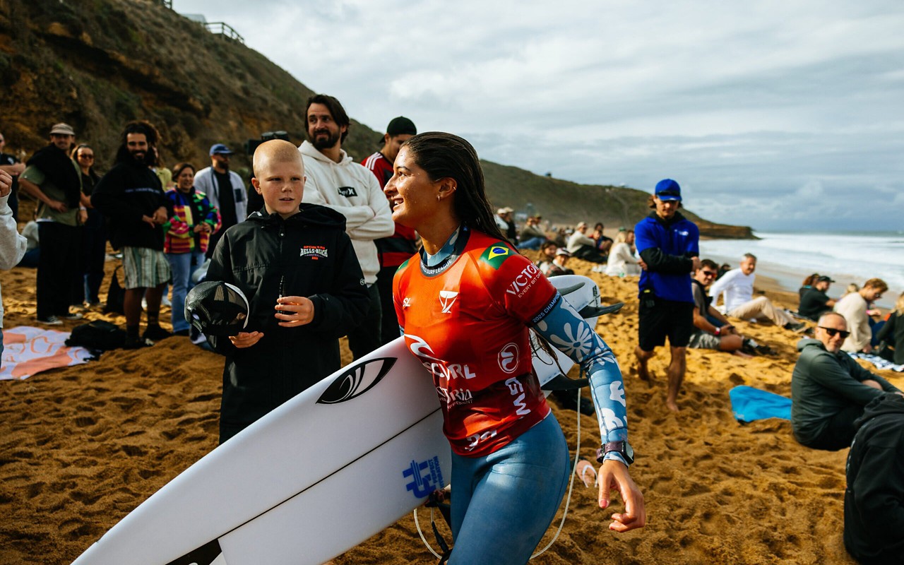 Luana Silva foi vice-campeã em Bells Beach, na Austrália (Foto: Cait Miers/World Surf League)