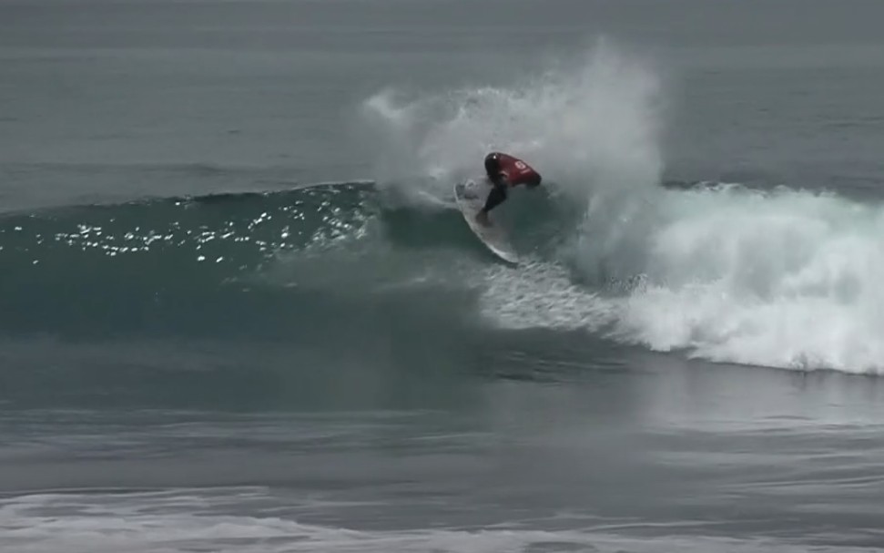 Yago Dora na etapa de Trestles da WSL (foto: reprodução WSL)