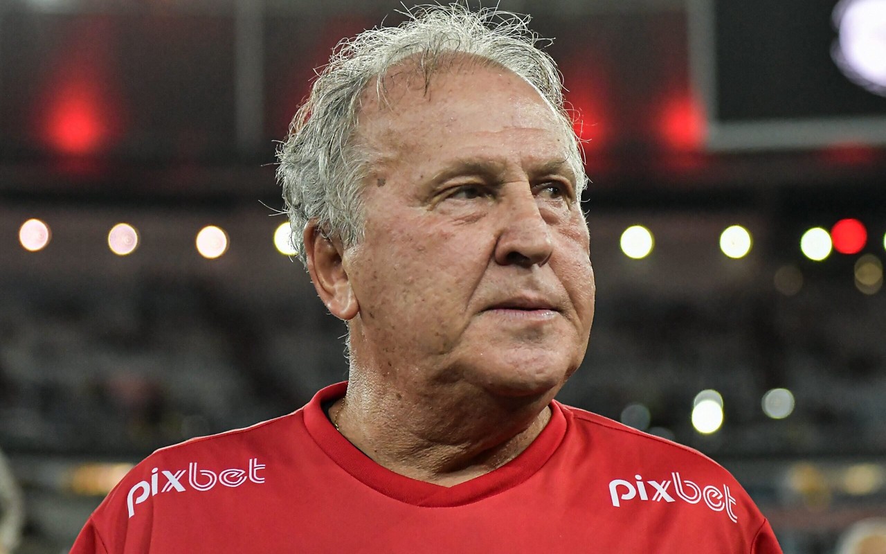 Zico está no topo da lista de artilheiros do Flamengo na história. (Foto: AGIF)